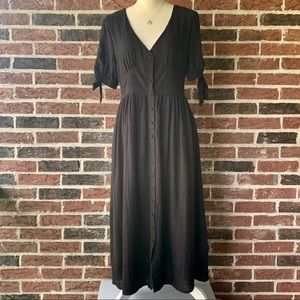 V Neck Black Dress Small